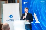 2024-03-05_Tajemstvi kvetniho vyvoje pod drobnohledem_vystava a vernisaz_web-34