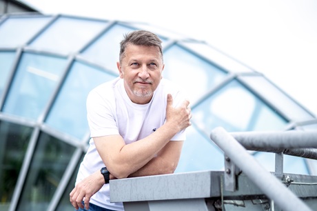 Jiří Vondrášek z ÚOCHB Jiří Vondrášek z ÚOCHB