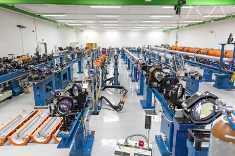 Laboratoř Ústavu fyziky plazmatu AV ČR Laboratoř Ústavu fyziky plazmatu AV ČR