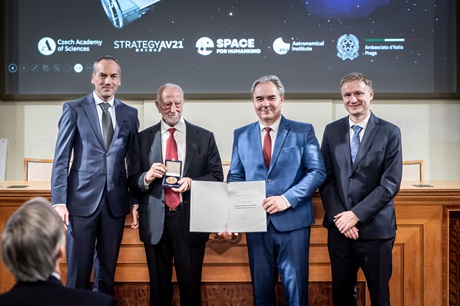 2025_11_24_Predani_medaile 2025_11_24_Predani_medaile